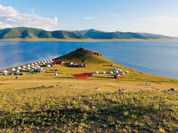 Mid-central Mongolia Horse Riding Tour